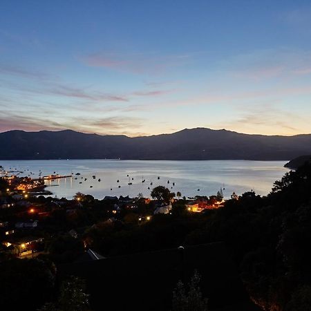 Akaroa Holiday Home Spacious And Quite With Stunning Harbour Views And Close To Town Extérieur photo