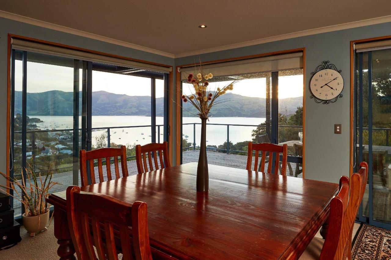 Akaroa Holiday Home Spacious And Quite With Stunning Harbour Views And Close To Town Extérieur photo