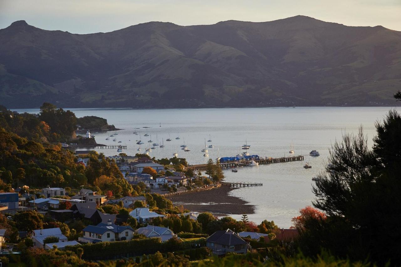 Akaroa Holiday Home Spacious And Quite With Stunning Harbour Views And Close To Town Extérieur photo