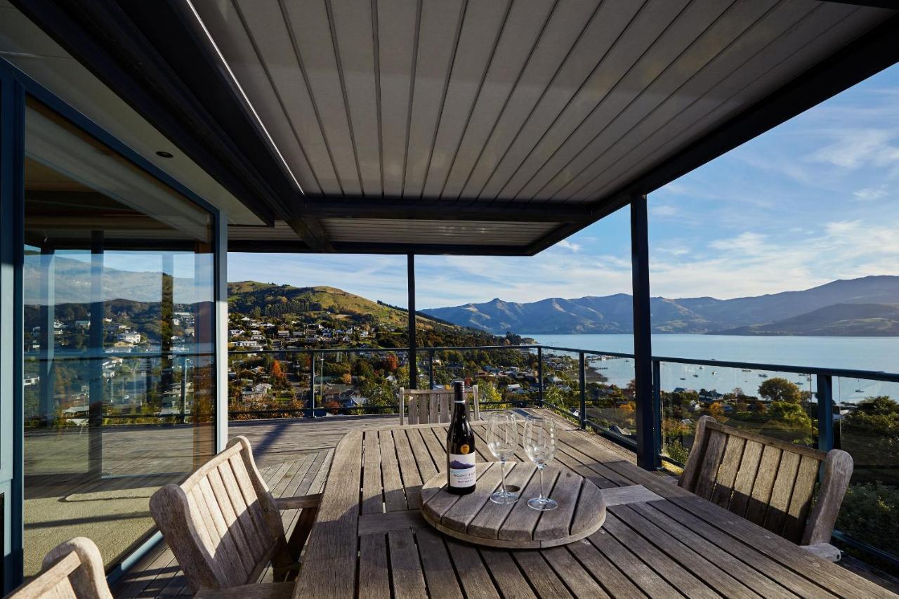 Akaroa Holiday Home Spacious And Quite With Stunning Harbour Views And Close To Town Extérieur photo